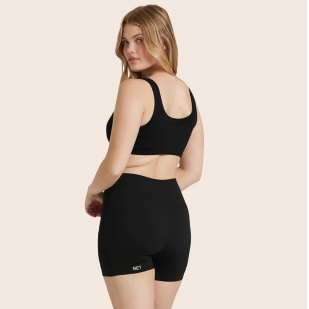 SET active Tank and Shorts Set